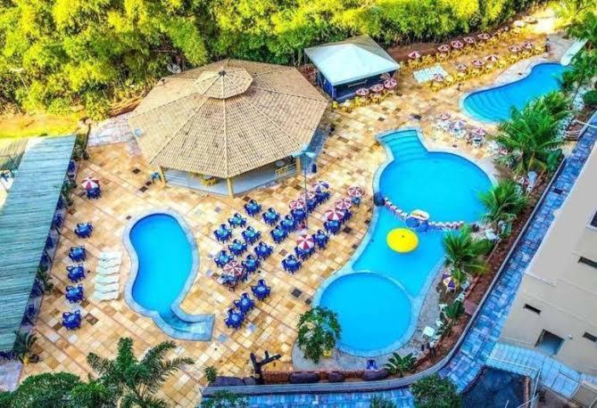 Hotel Golden Dolphin Com Cafe Da Manha! Piscinas 24H Caldas Novas Exteriör bild
