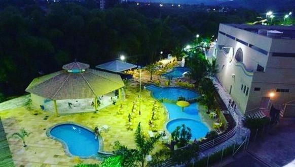 Hotel Golden Dolphin Com Cafe Da Manha! Piscinas 24H Caldas Novas Exteriör bild