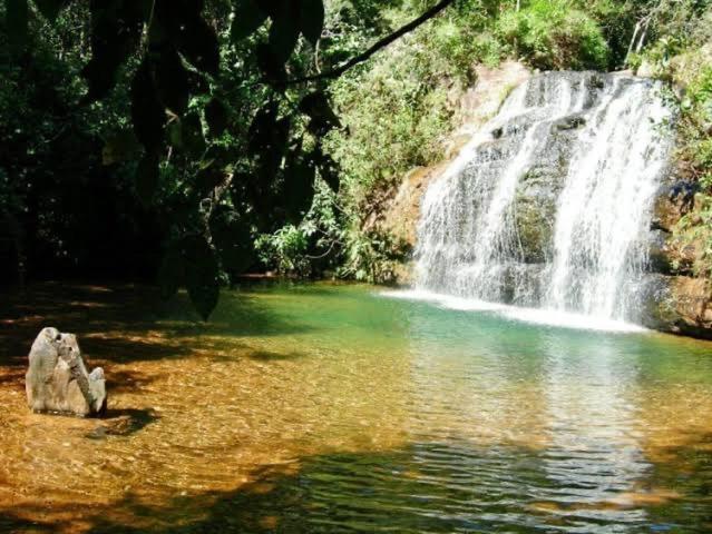 Hotel Golden Dolphin Com Cafe Da Manha! Piscinas 24H Caldas Novas Exteriör bild