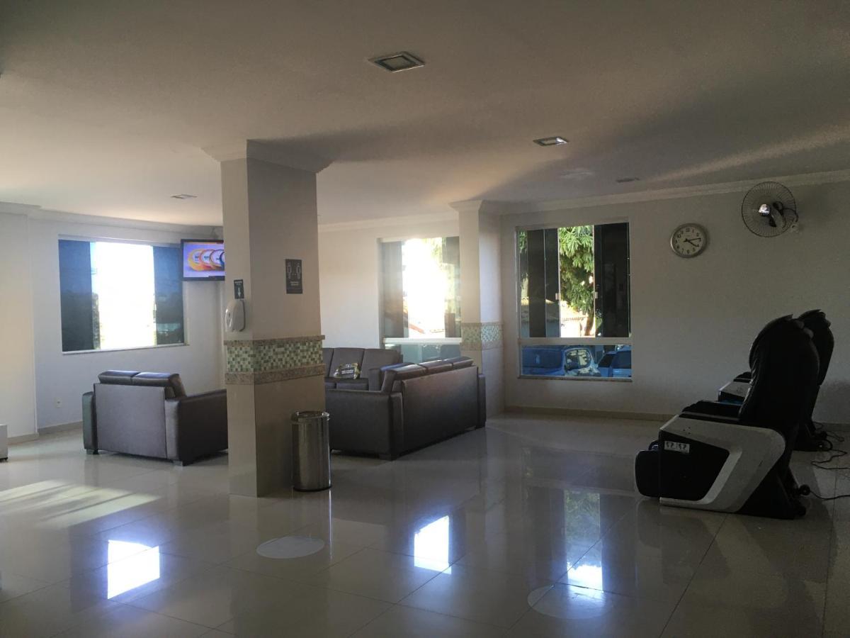 Hotel Golden Dolphin Com Cafe Da Manha! Piscinas 24H Caldas Novas Exteriör bild